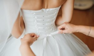 Свадебные платья: фасоны, ткани и правила подбора